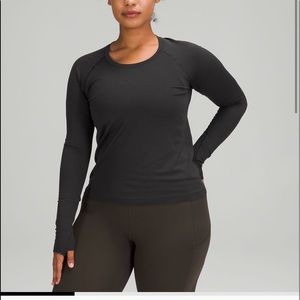 Swiftly Tech long sleeve size 4 - black